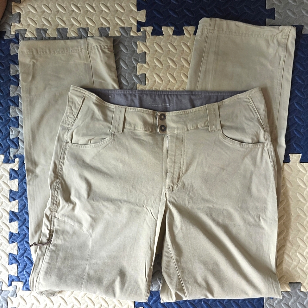 Wmn's Columbia Omni Shield Convertible Pants Nylon Advanced Repellency Cream 14L
